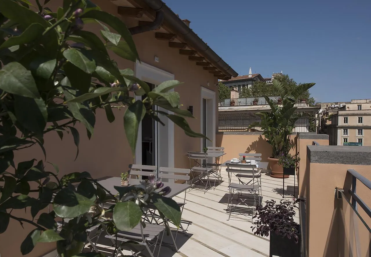 Hotel Palazzo Caruso Roma 4*,